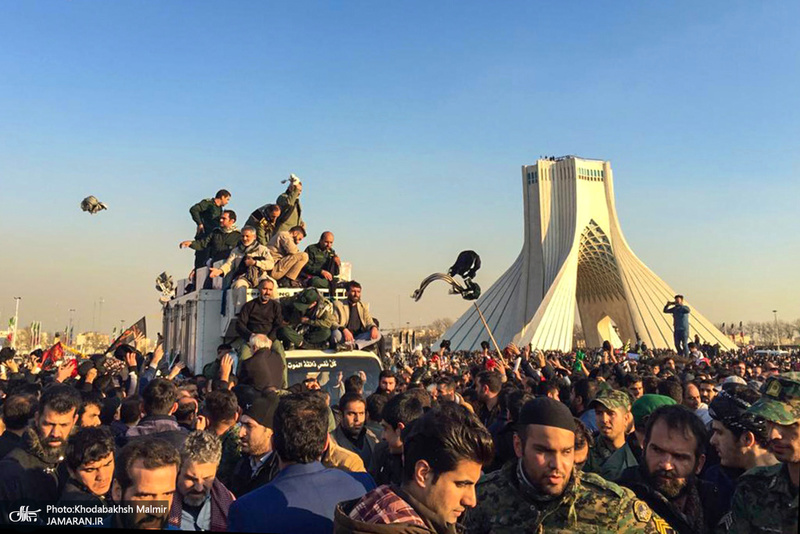 حضور میلیون ها تهرانی در تشییع پیکر مطهر سردار قاسم سلیمانی - 12
