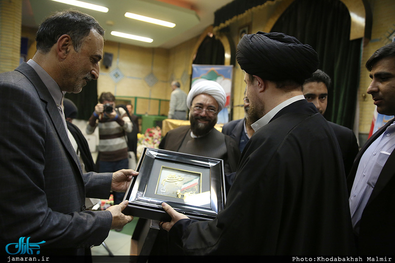 نشست بررسی «جایگاه اخلاق در ساحت های تربیت دانش آموزی با نگاهی به اندیشه تربیتی حضرت امام»