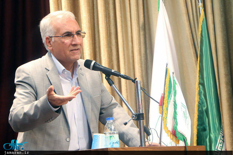 نشست گرامیداشت سالروز صدور فرمان هشت ماده ای حضرت امام(س) در نگارستان امام خمینی(س) اصفهان 