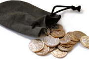 کیف پول حاوی سکه طلا به صاحبش بازگردانده شد