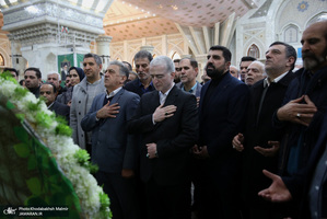 دیدار  رئیس و جمعی از اعضای اتاق اصناف تهران‌ با سید حسن خمینی