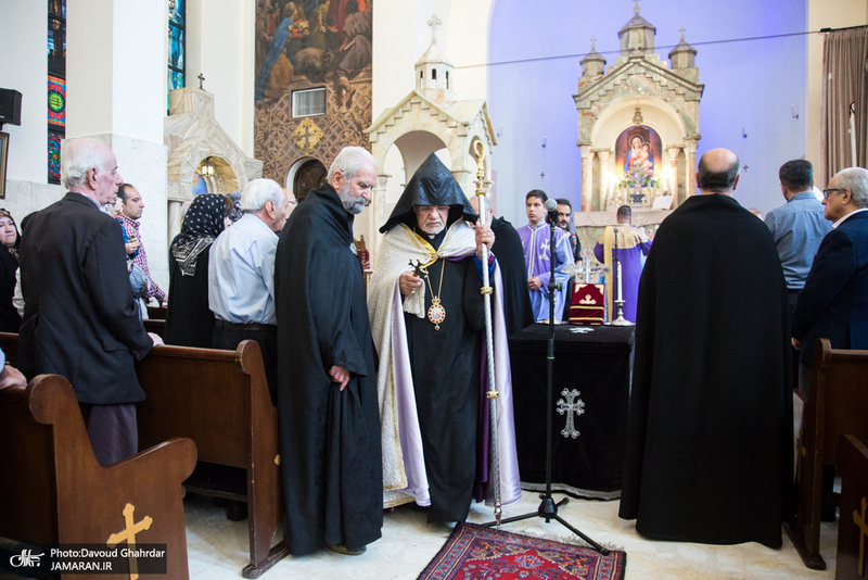 مراسم بزرگداشت امام خمینی(س) در کلیسای «سرکیس مقدس»