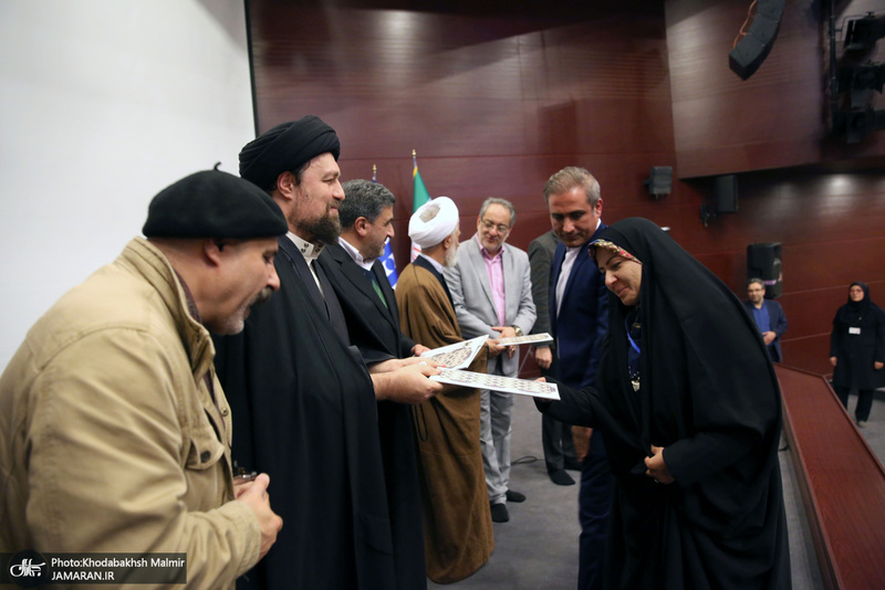 حضور سید حسن خمینی در اختتامبه مسایقات قرآنی ، اذان وتفسیر کارکنان بانک صادرات