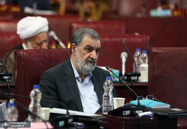 محسن رضایی: دشمن بیشتر از تربیت انسان‌هایی مانند شهید باقری می‌ترسد تا از توپ و موشک/ من به دستور حضرت امام پنج هزار نفر پاسدار را به آقای ری‌شهری دادم و هرجا که تابلوی اطلاعات سپاه بود، برداشتیم و کلمه وزارت اطلاعات را روی آن نوشتیم