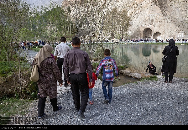 بیش از 93 هزار نفر از طاق بستان بازدید کردند