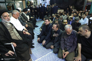مراسم بزرگداشت همسر آیت الله موسوی بجنوردی (ره) در حسینیه شماره یک جماران-3