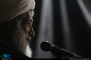 مراسم عزاداری شب بیست و هشتم صفر در محضر استاد امجد