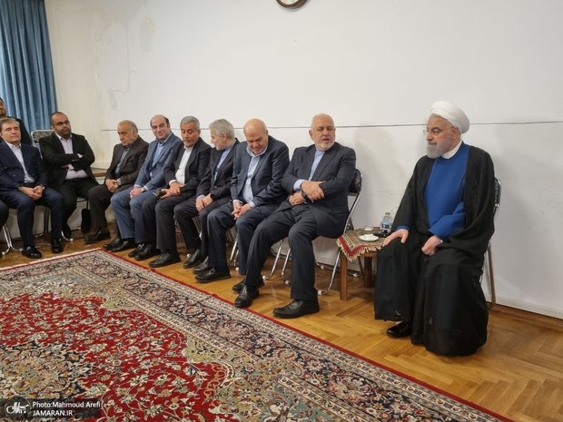 ظریف و همتی در دیدار نوروزی با حسن روحانی + عکس