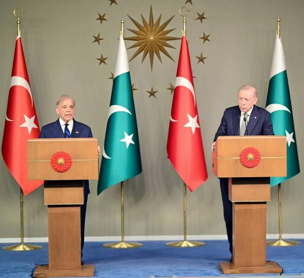 اردوغان فردا به عربستان سفر می‌کند/ دیدار سه جانبه مقامات عربستان، پاکستان و ترکیه در دستور کار است