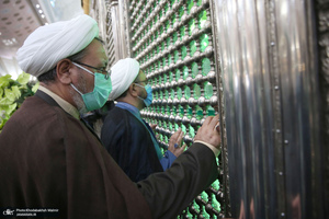 تجدید میثاق سرپرست و کارکنان موسسه تنظیم و نشر آثار امام خمینی(س) با آرمان های بنیانگذار جمهوری اسلامی