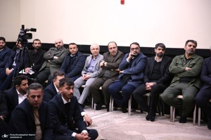 دیدار رئیس، مدیران و کارکنان ستاد اجرایی فرمان امام (ره) با سید حسن خمینی