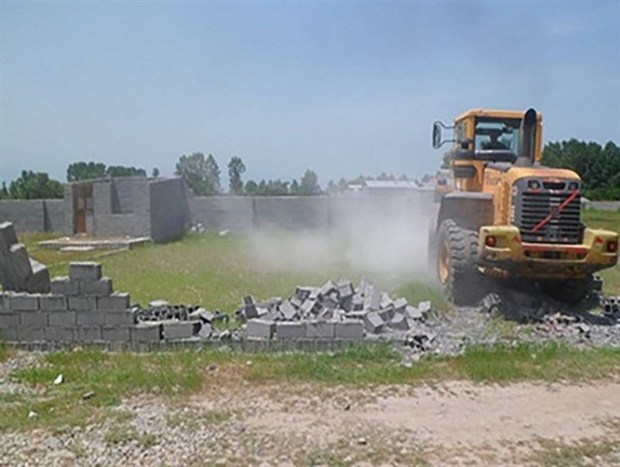 71 مورد ساخت و ساز غیرمجاز در اراضی کشاورزی کرج تخریب شد