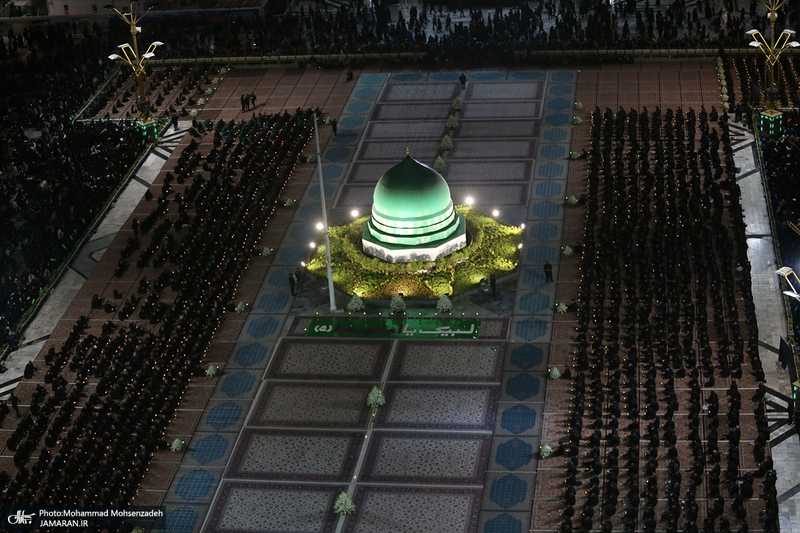 آئین خطبه خوانی شب شهادت امام رضا (ع) در حرم مطهر رضوی