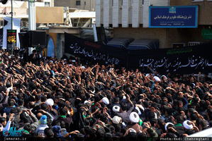 عزاداری آیت الله العظمی وحید خراسانی در سالروز شهادت حضرت فاطمه(س) 