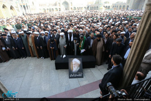 مراسم تشییع و خاکسپاری آیت الله حائری شیرازی(ره)