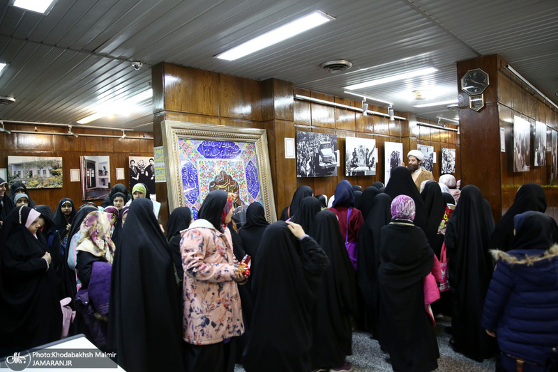 تجدید میثاق دانش آموزان موسسه فرهنگی شهید اسکندری با امام (س) در حسینیه جماران