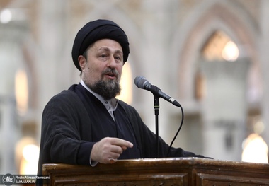  سید حسن خمینی: دین‌داری که وارد جامعه نشود و دردزدایی نکند، دین دار نیست/ اگر دوست دیگری کار درستی انجام می‌دهد، بگذاریم انجام دهد/ راه مقابله با صهونیست‌ها، قوی شدن است