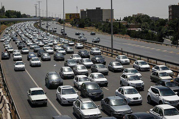 ترافیک سنگین در محورهای استان قزوین