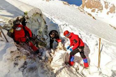 کوهنوردی بر اثر سقوط از قله شهباز شازند جان سپرد