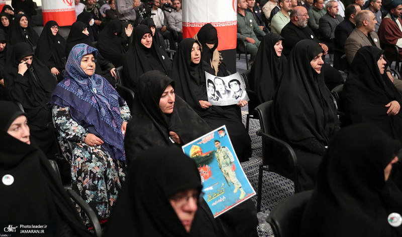 دیدار اعضای ستاد برگزاری کنگره ملی شهدای استان اردبیل با رهبر معظم انقلاب
