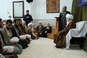 عمامه گذاری طلاب توسط مراجع عظام تقلید در روز میلاد امام علی (ع)‎