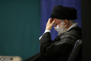 اولین شب مراسم عزاداری حضرت اباعبدالله الحسین (ع) در حسینیه امام خمینی