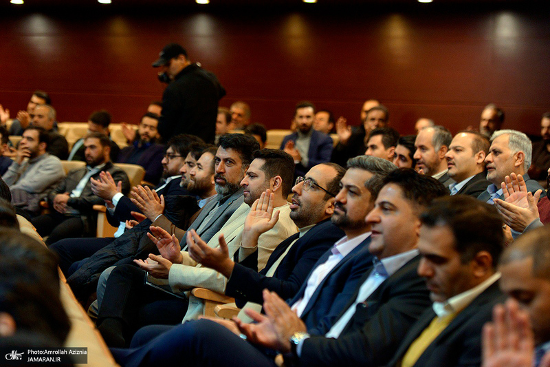 نشست صمیمی یاران وفادار امام خمینی (س)