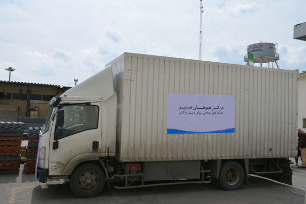 کاروان کالاهای اهدایی اصناف مشهد به مناطق سیل‌زده ارسال شد