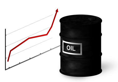  قیمت نفت در ماه های آینده به شدت پایین می آید