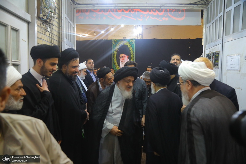 مراسم چهلمین روز تدفین رهبر شهید در دفتر آیت الله العظمی سیستانی در قم
