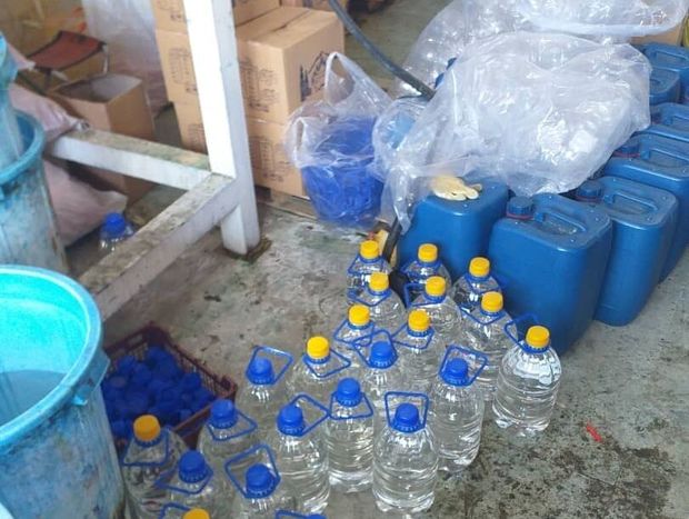 کشف ۹ هزار بطری الکل صنعتی احتکار شده در دزفول