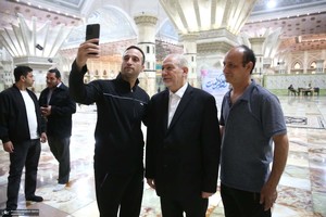 حضور سید رحیم صفوی در دور دوم انتخابات مجلس شورای اسلامی در حسینیه جماران