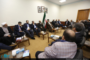 دیدار اعضای هیات رییسه و مدیران استانی دانشگاه آزاد اسلامی با سید حسن خمینی