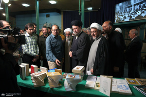 دیدار اعضای جبهه فرهنگی نقلاب اسلامی با سید حسن خمینی