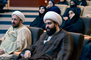 نشست صمیمی یاران وفادار امام خمینی (س)