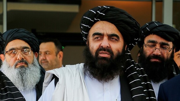 طالبان صدور گذرنامه را آغاز کرد