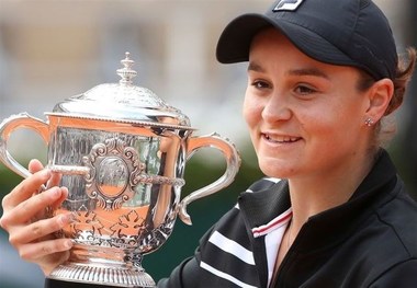 اشلی بارتی بهترین تنیسور زن جهان باقی ماند
