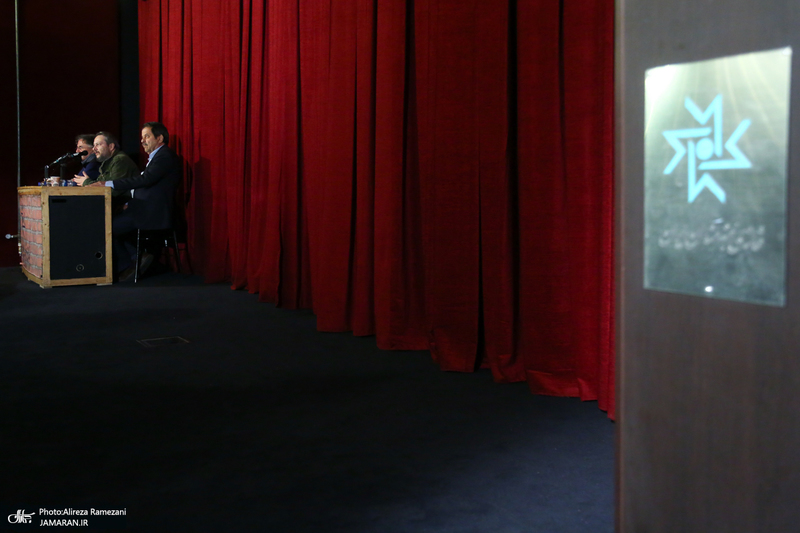 نشست نقد و بررسی فیلم مستند احمد در خانه هنرمندان ایران