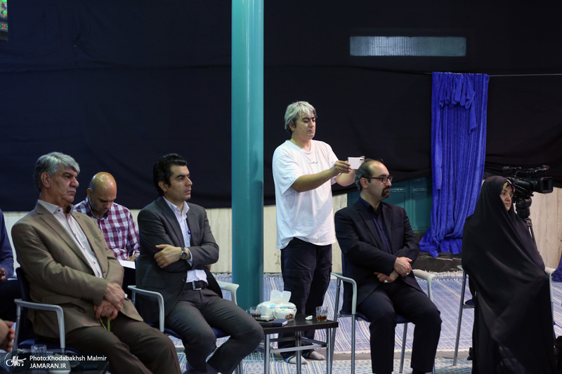 دیدار اعضای شورای مرکزی حزب اعتماد ملی با سید حسن خمینی