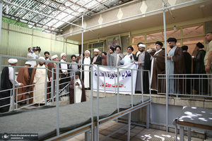 دیدار جمعی از طلاب حوزه علمیه نجف اشرف با سید حسن خمینی‎