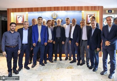 پزشکیان به وزارت کار رفت