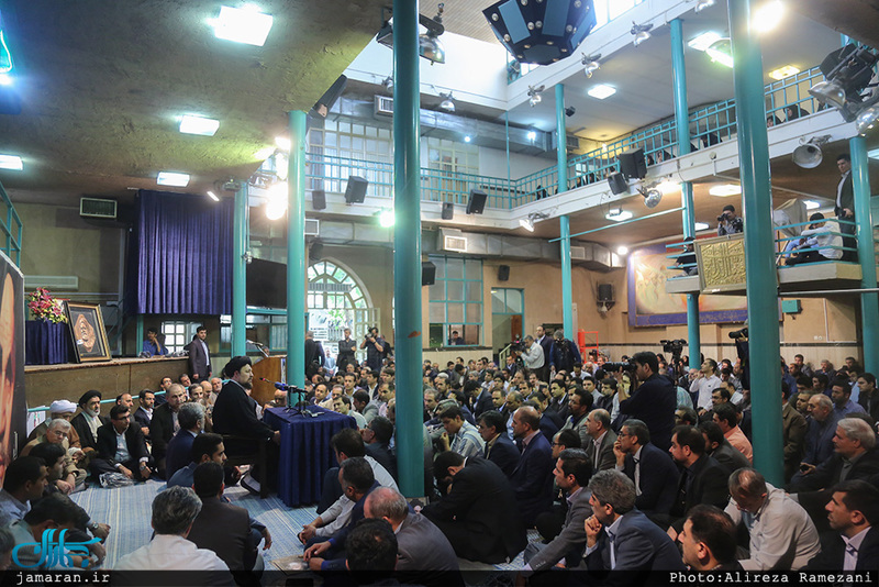 تجدید میثاق وزیر و کارکنان وزارت ارتباطات و فناوری اطلاعات با آرمان های امام خمینی(س)