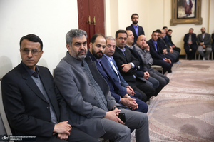 دیدار رئیس، مدیران و کارکنان ستاد اجرایی فرمان امام (ره) با سید حسن خمینی