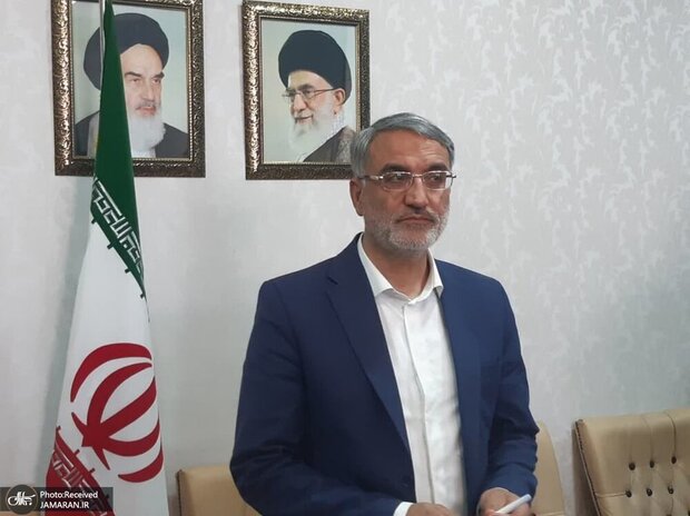 حمایت نماینده کاشان از تنها وزیر زن معرفی شده در کابینه پزشکیان/ معینی آرانی: برنامه‌های ارائه‌شده توسط خانم صادق مالواجرد نشانه تسلط او به وظایف و اختیارات وزارت راه و شهرسازی است/ ایشان می‌تواند رای اعتماد مجلس را کسب کند