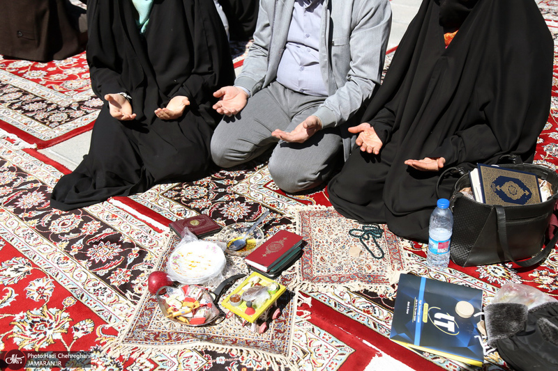 مراسم آغاز سال 1400 در حرم مطهر حضرت معصومه(س)