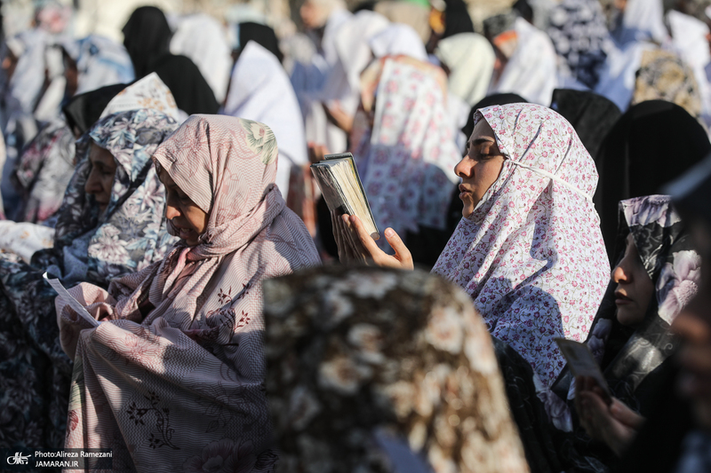 مراسم اقامه تماز عید سعید فطر دز امام زاده پنج تن