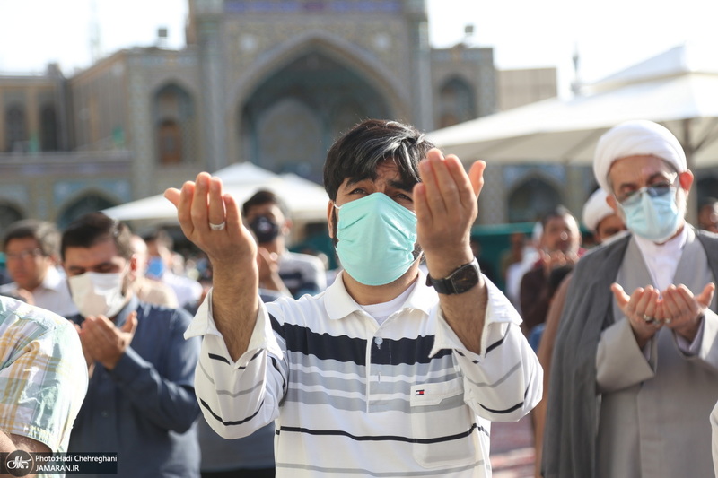 نماز عید سعید فطر در حرم حضرت فاطمه معصومه(س)