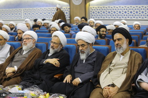 مراسم روز معلم و تجلیل از اساتید حوزوی در مجتمع آموزشی پژوهشی ائمه اطهار (ع)‎
