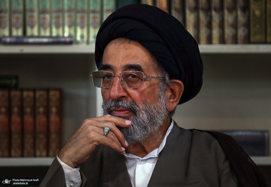 موسوی لاری: وفاق ملی تبدیل به پاشنه آشیل دولت شده!/ پزشکیان تابوی مذاکره با آمریکا را بشکند/ محدودیت‌های خاتمی کمتر شده/ دولت به نیروهای اصیل اصلاحات میدان نمی‌دهد/ حکم احمدی نژاد را امضا نکردم