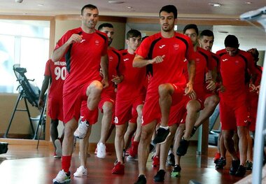 پرسپولیسی ها تهران را به مقصد قطر ترک کردند